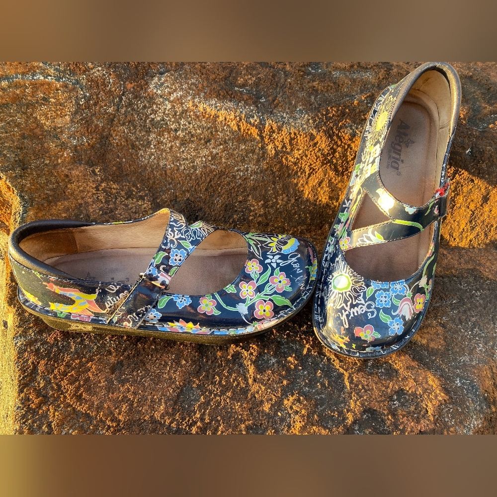 EUC Alegria Sz 38 EU / 7.5-8 Us Floral Mary Jane Women's Shoes